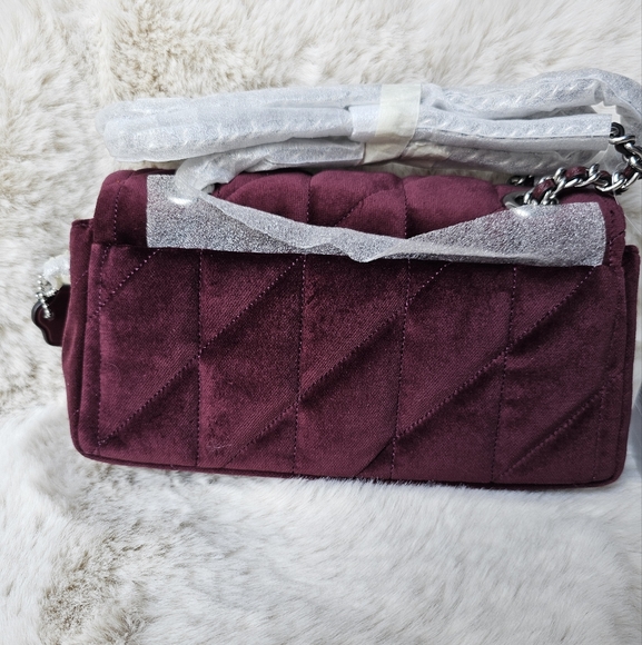 Coach Tabby 20 Bag - Picture 3 of 8